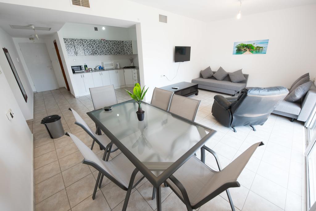 C Class Apartment 埃拉特 外观 照片